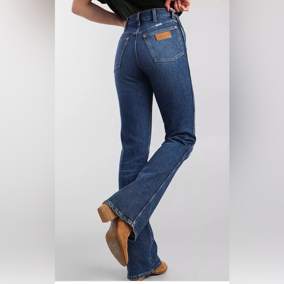 Free People Wrangler Westward 626 High-Rise Bootcut Jeans. NWT. Dust Dark Blue - Picture 11 of 11